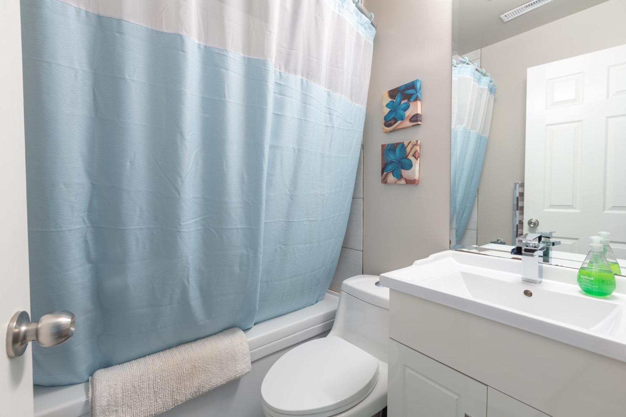 Suite Sunrise Vancouver Exterior photo
